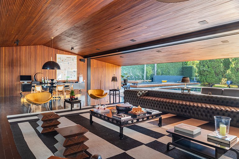 Belle et moderne villa à Morumbi