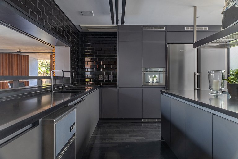 Beautiful and modern villa in Morumbi - Mor001