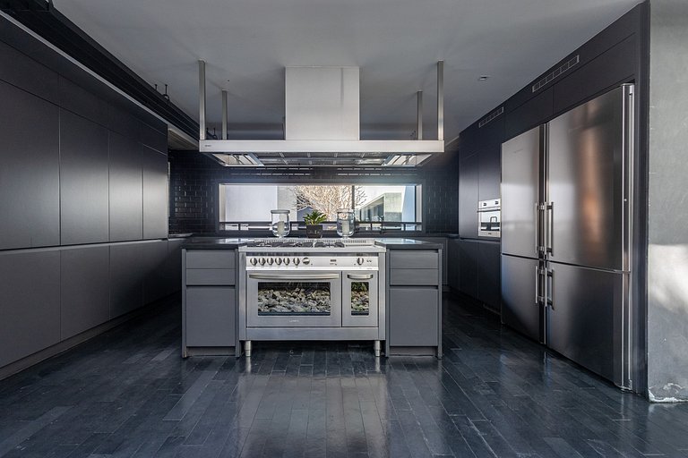 Beautiful and modern villa in Morumbi - Mor001