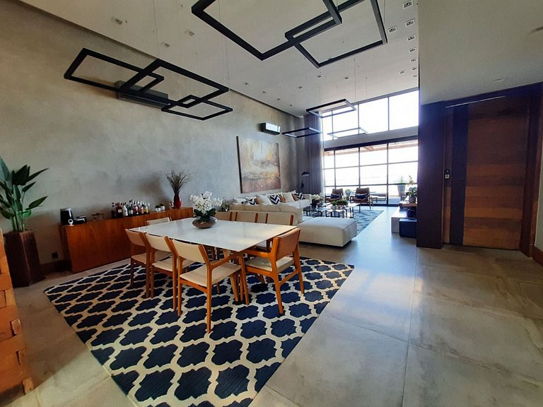 Beachfront Mansion in Itacoatiara - Nit001