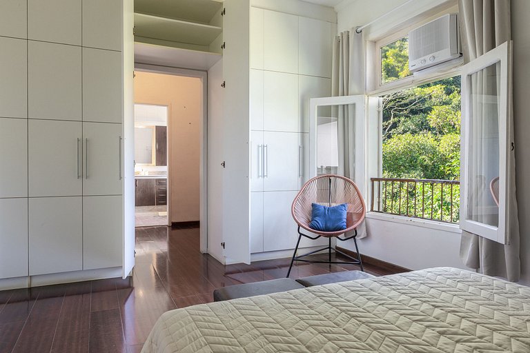 Luxury retreat in São Conrado