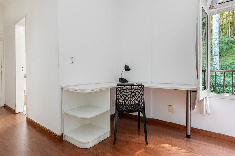 Luxury retreat in São Conrado