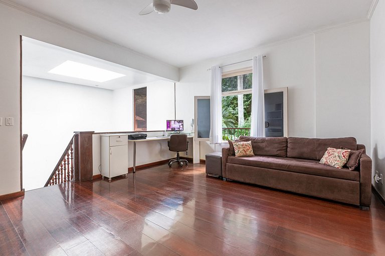 Luxury retreat in São Conrado