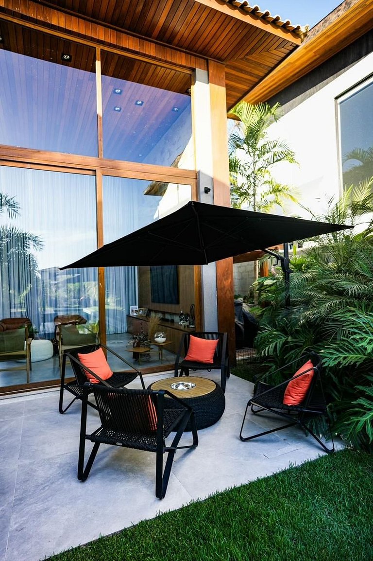Villa just 3 minutes from the beach at Praia do Forte