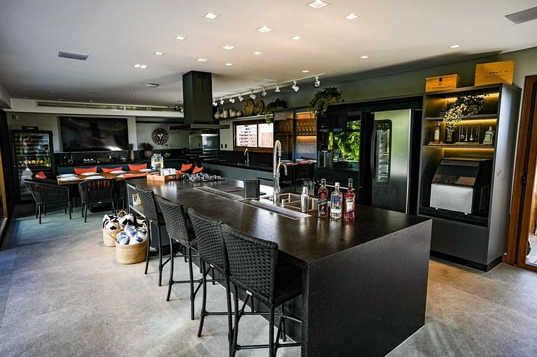 Sofisticación Frente al Mar en Praia do Forte - Prf007