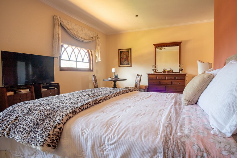 Mansión Exclusiva en Cotia, São Paulo – Cot001