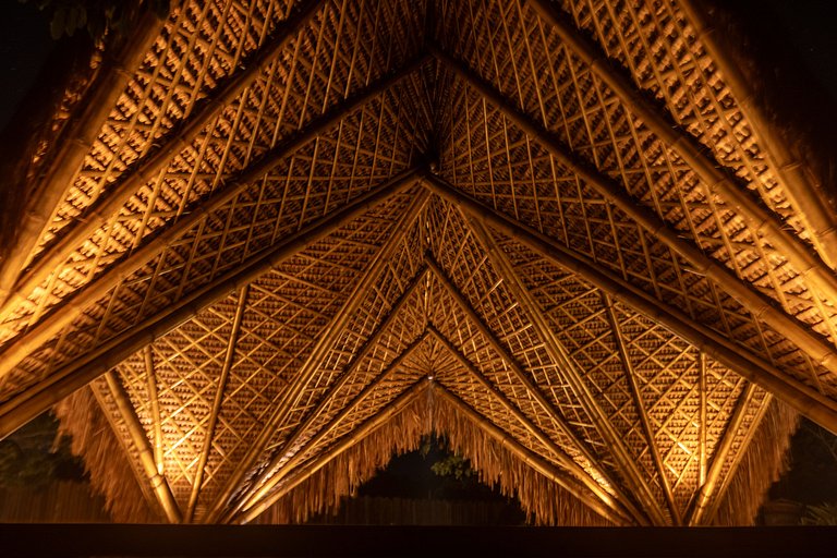 Elegancia Rústica con los Pies en la Arena — Srg003