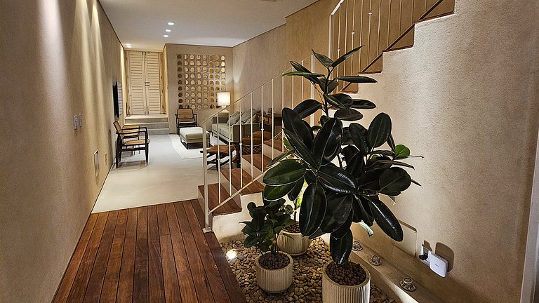 Historic Luxury with Unmatched Views - Ssa002