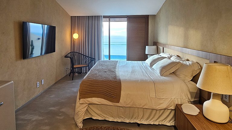 Historic Luxury with Unmatched Views - Ssa002