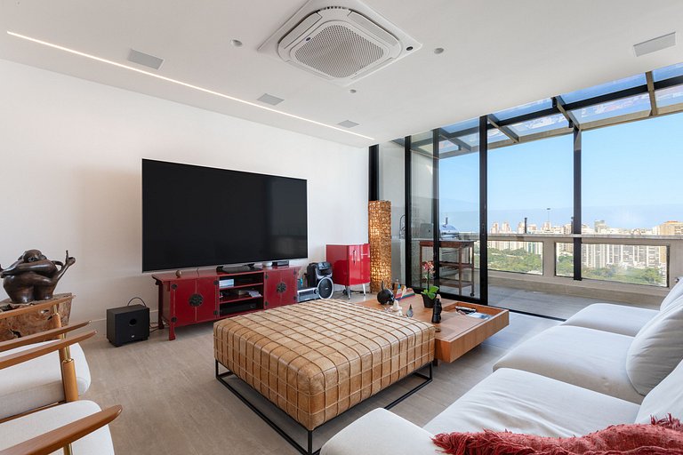 Spectacular Penthouse in Barra da Tijuca