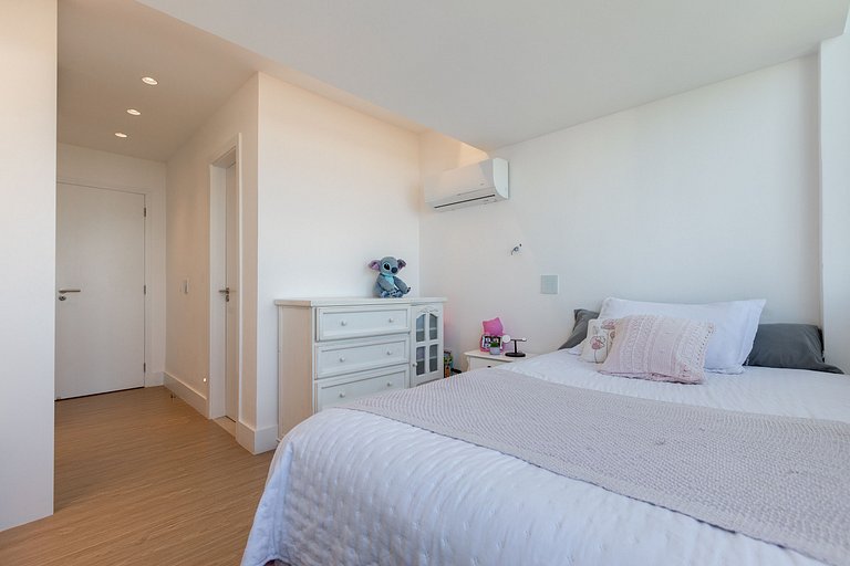 Spectacular Penthouse in Barra da Tijuca