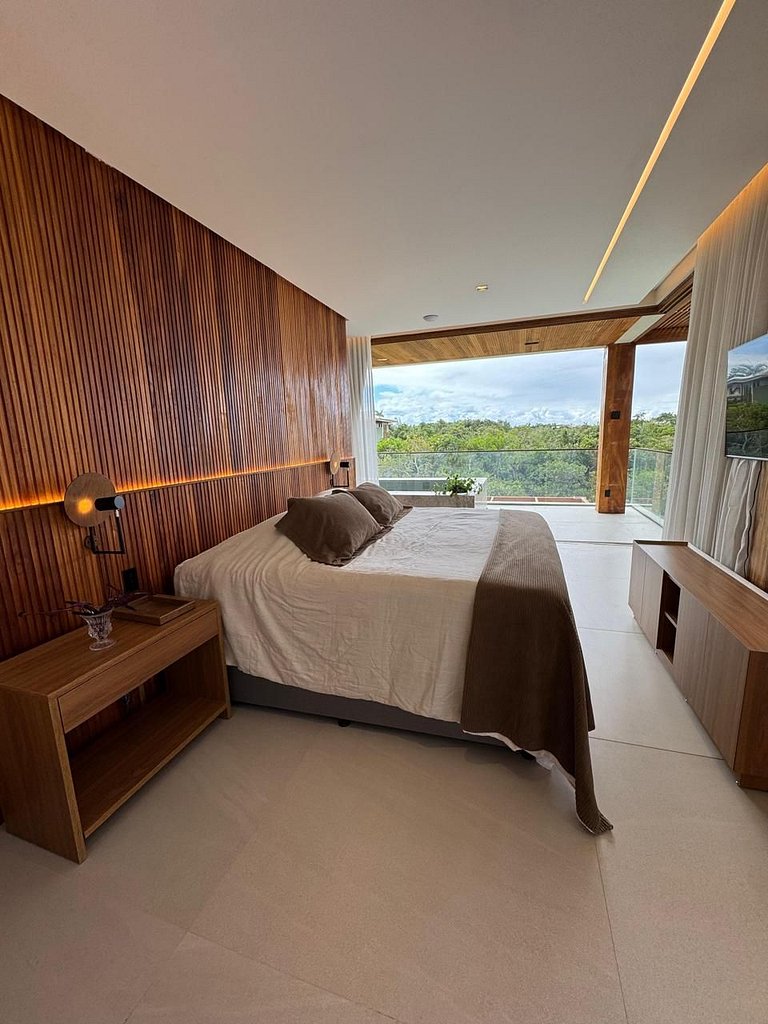 Mansão Exclusiva com 3 Piscinas - Prf008