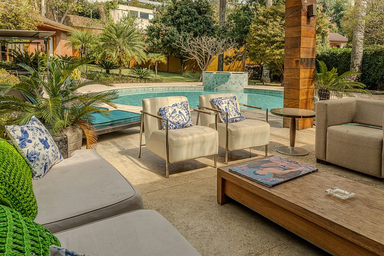 Luxury villa in Jardim Guedala, Morumbi - Mor002