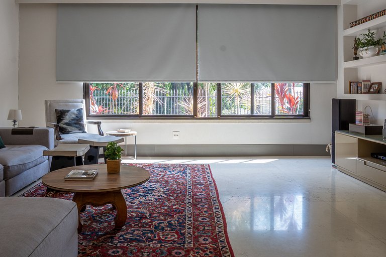 Villa de luxo no Jardim Guedala, Morumbi - Mor002