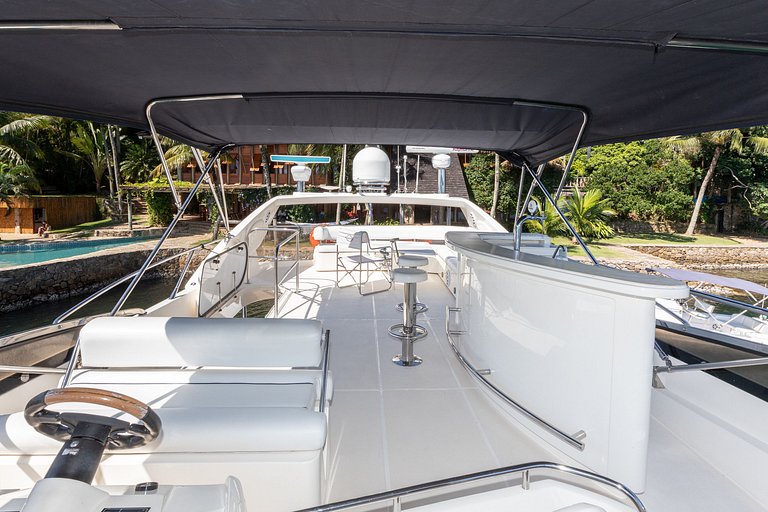 Sunseeker Manhattan 74, em Angra dos Reis - Boa010