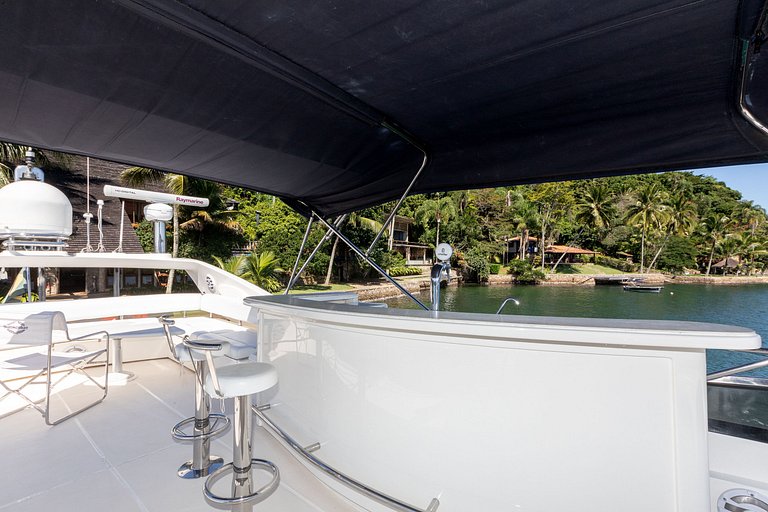 Sunseeker Manhattan 74, em Angra dos Reis - Boa010