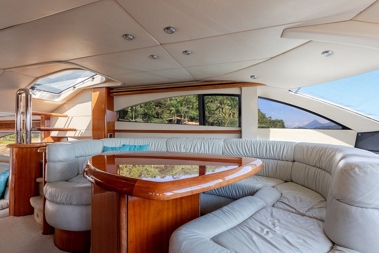 Sunseeker Manhattan 74, em Angra dos Reis - Boa010