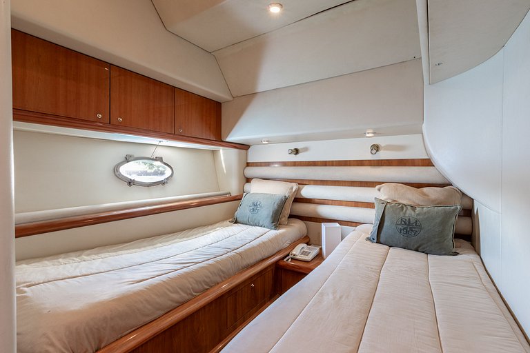 Sunseeker Manhattan 74, em Angra dos Reis - Boa010