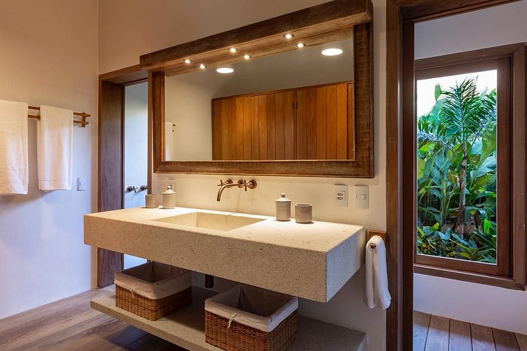 Exclusive Retreat in Altos de Trancoso - Trc109