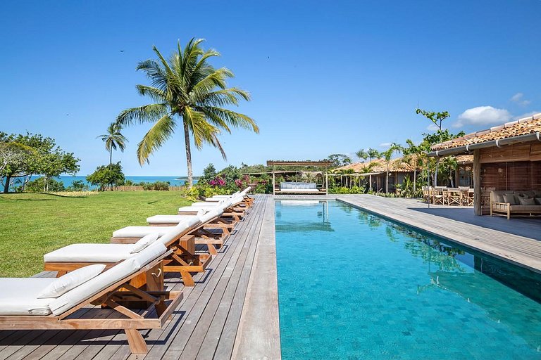 Exclusive Retreat in Altos de Trancoso - Trc109