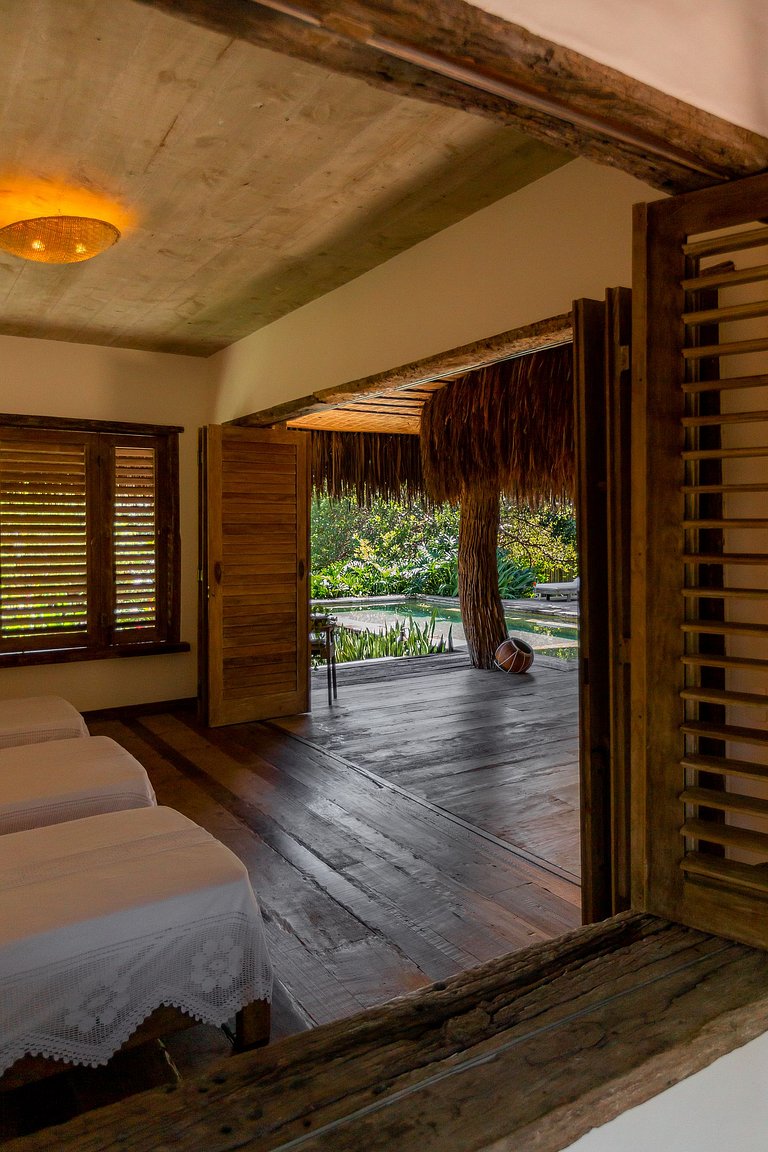 Villa con piscina y 3 suites en Trancoso