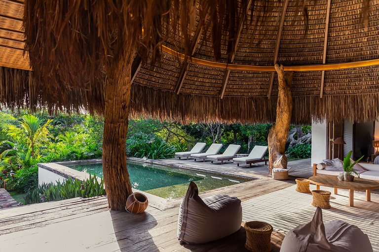 Villa com piscina e 3 suites em Trancoso