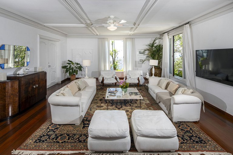 Charming historic house in Santa Teresa