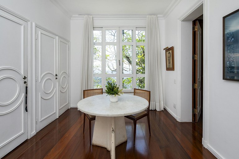 Luxuosa mansão histórica em Santa Teresa - San001