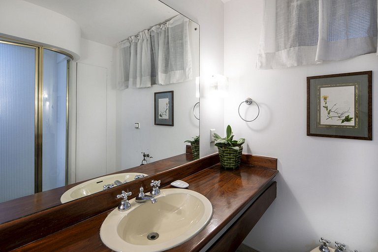 Luxuosa mansão histórica em Santa Teresa - San001