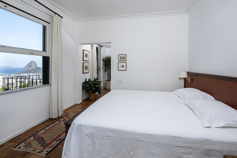 Hermosa casa histórica en Santa Teresa - San001