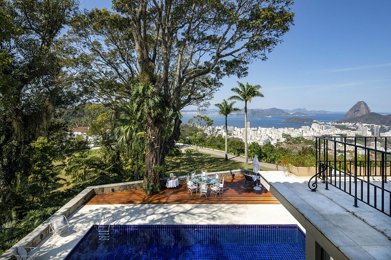 Hermosa casa histórica en Santa Teresa