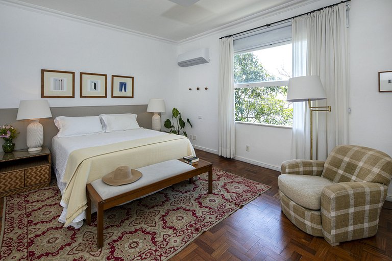 Luxuosa mansão histórica em Santa Teresa - San001