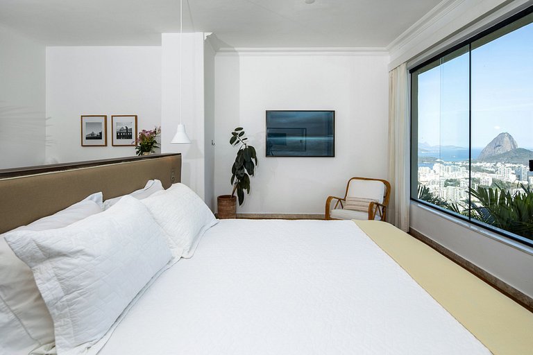 Luxuosa mansão histórica em Santa Teresa - San001