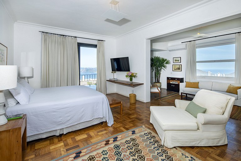 Luxuosa mansão histórica em Santa Teresa - San001