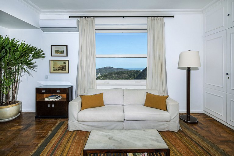 Luxuosa mansão histórica em Santa Teresa - San001