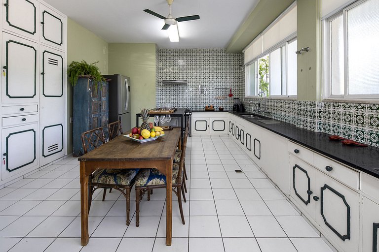 Luxuosa mansão histórica em Santa Teresa - San001