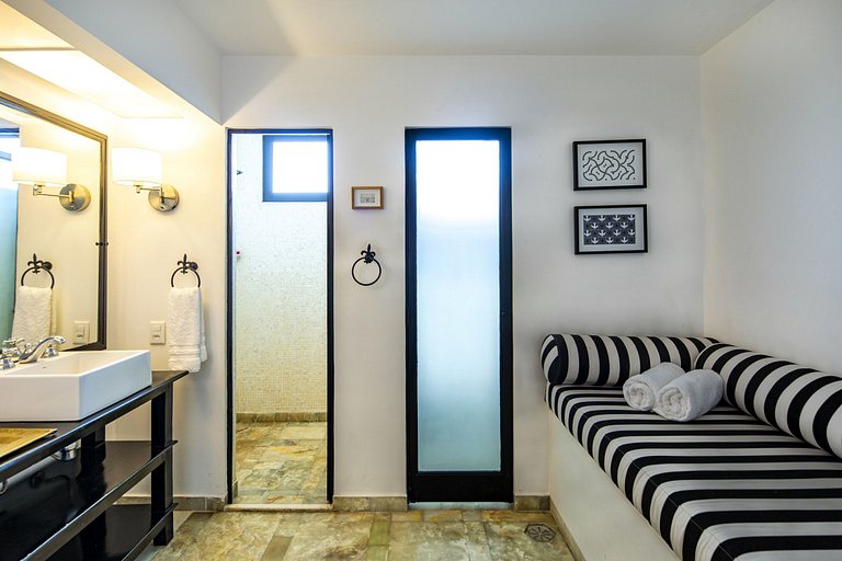 Hermosa casa histórica en Santa Teresa - San001