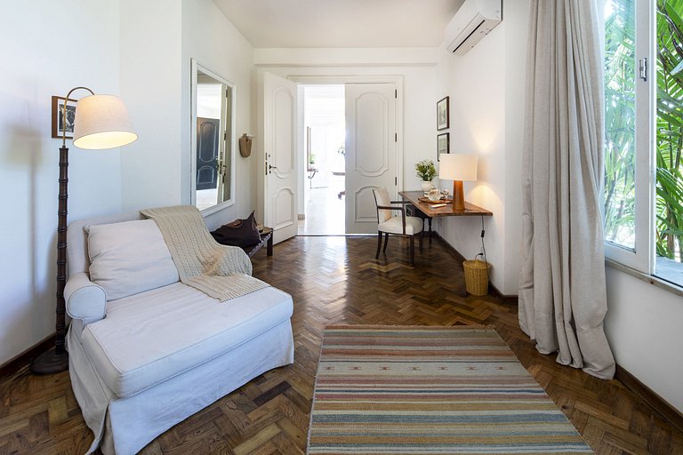 Luxuosa mansão histórica em Santa Teresa - San001