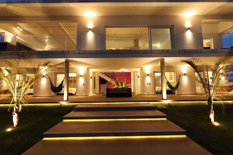 Villa com piscina e 5 suítes em Pipa