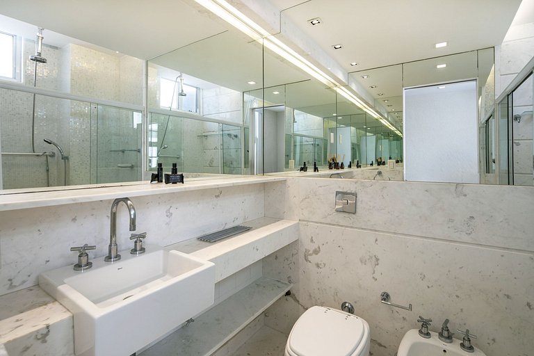 Apartamento frente-mar em Ipanema - Ipa038