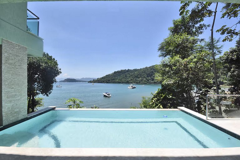 Villa frente al mar en Angra dos Reis