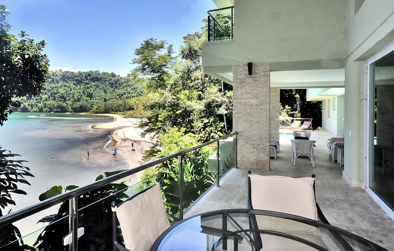 Villa frente al mar en Angra dos Reis