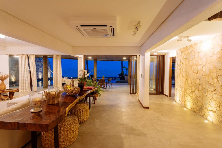Beachfront house in Barra de São Miguel, Alagoas