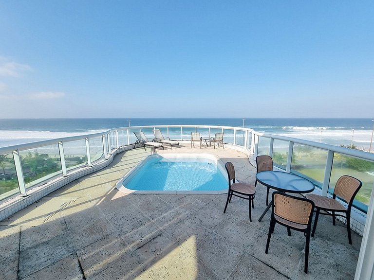 Cobertura frente al mar en Barra da Tijuca – Bar016