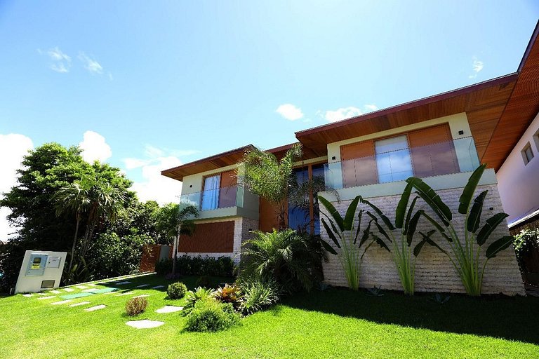 6 suítes a 100m do mar em Praia do Forte - Prf010