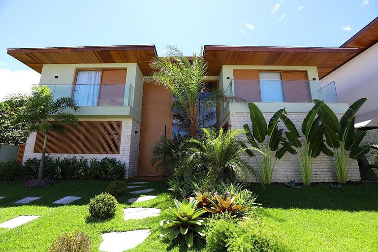 6 bedrooms 100m from the Sea in Praia do Forte - Prf010