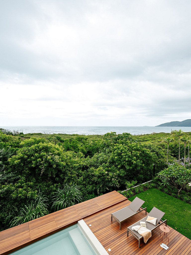 Beachfront Villa in Florianópolis