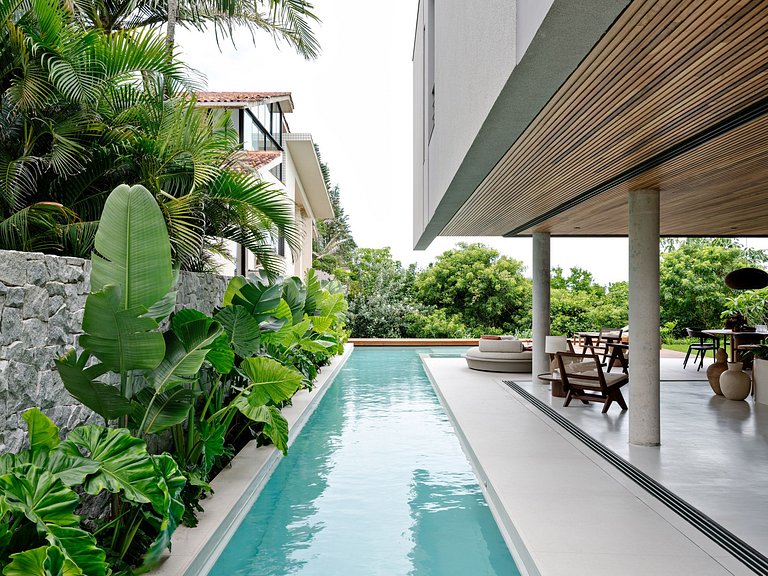 Beachfront Villa in Florianópolis