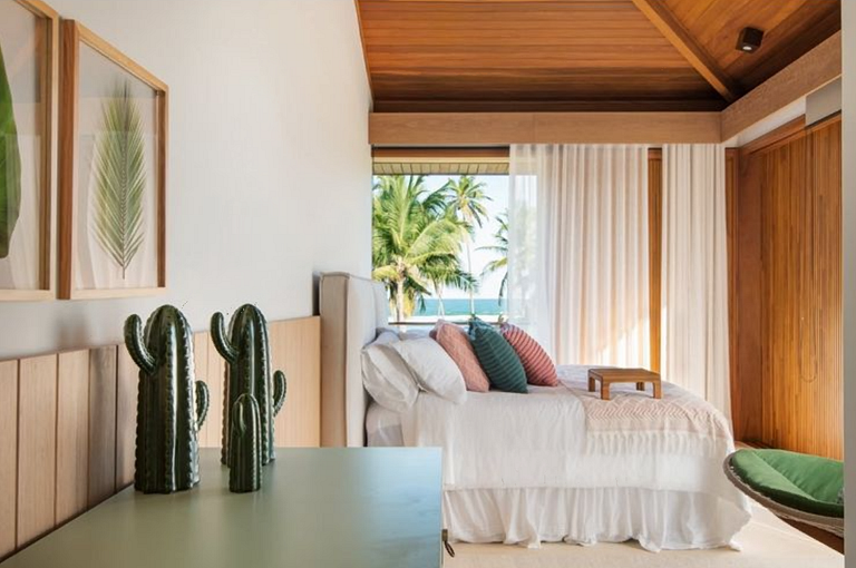 Exclusive Oceanfront Retreat