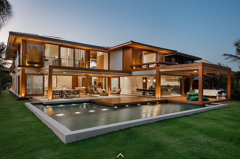Exclusive Oceanfront Retreat